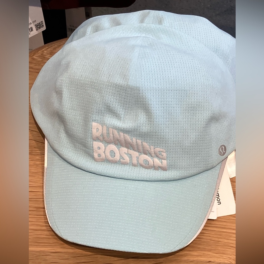 Lululemon Boston marathon running hat NWT
